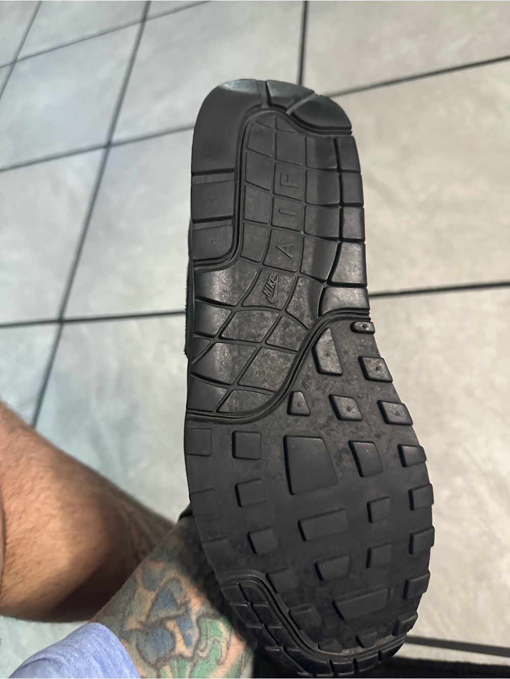 Nike Air Max 90 (Skull and Bones edition) - Picture 4 of 5